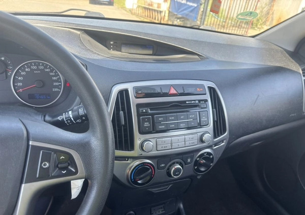 Hyundai i20 cena 16900 przebieg: 194000, rok produkcji 2012 z Szczecin małe 172